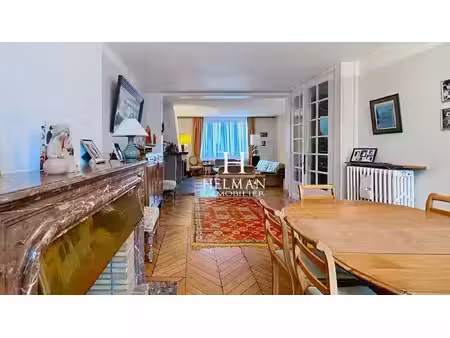 maison bourgeoise avec jardin  garage  beaux volumes et 3 appart