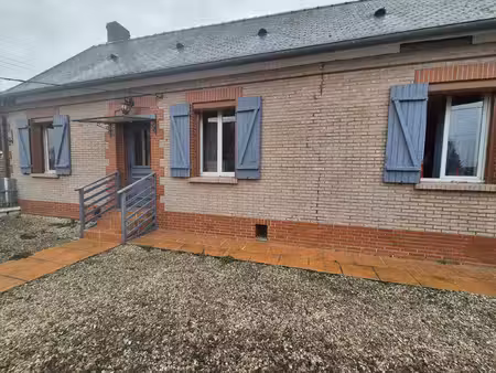 maison avec plus de 5 000 m2 de terrain la ferté-chevresis