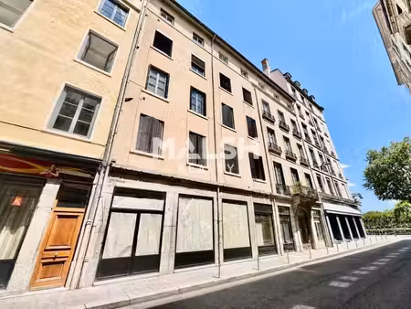 location bureaux lyon 69002 183m²