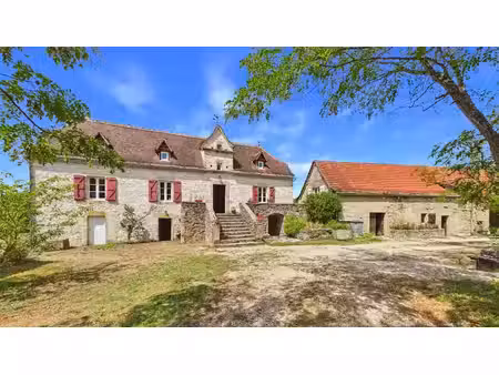 vente ferme 8 pièces 275 m² à calvignac (46160)  680 000 €