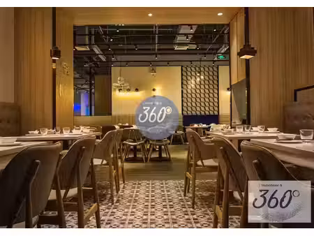 vente locaux professionnels 5 pièces 267 m² à louhans (71500)  280 000 €