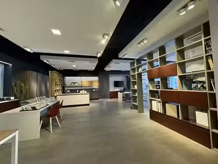 location commerce 550 m² à chambray-lès-tours (37170)