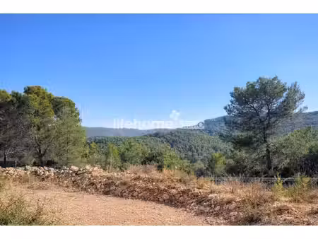 terrain permis accordé et viabilisé à salernes.