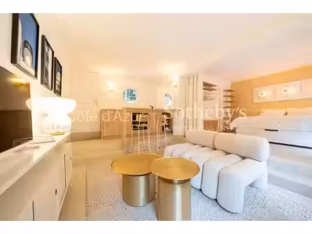 saint tropez  appartement 2 pièces rénové de 29 67 m² au palais