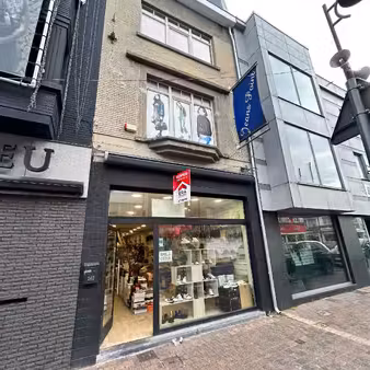 commercieel te koop in menen met 3 slaapkamers