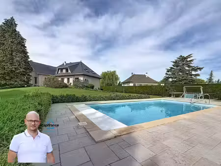 vente maison 9 pièces 215 m² les abrets en dauphiné (38490)