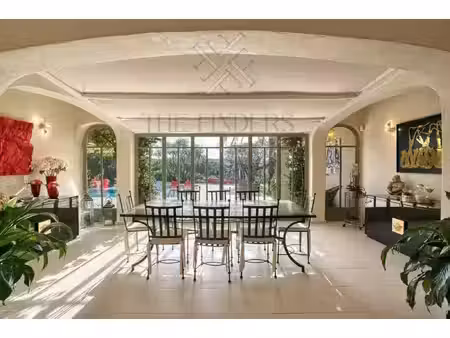villa avec vue dégagé a vendre proche des parcs