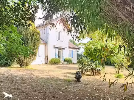 vente maison 3 pièces 116 m² à montguyon (17270)  148 400 €