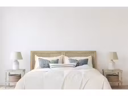 vente appartement neuf 4 pièces 81m2 sénas - 302000 € - surface privée