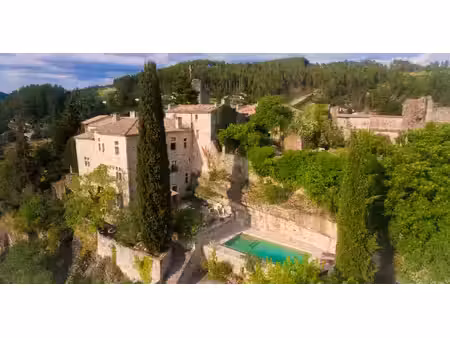 maison 480 m²