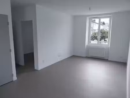 location appartement 2 pièces 46m² chabanais 16150