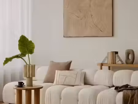 vente appartement neuf 2 pièces 43m2 sénas - 186000 € - surface privée