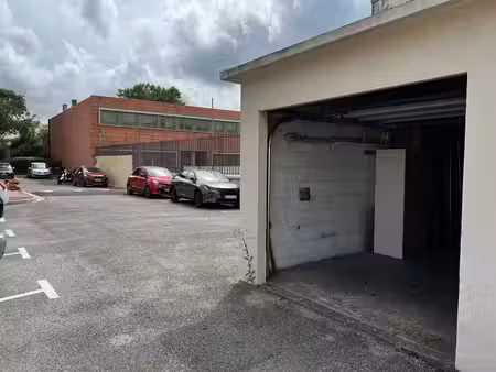 vente parking 15m2 marseille 10eme (13010) - 28000 € - surface privée