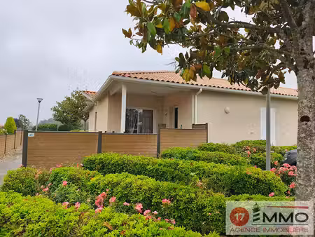 vente maison 3 pièces 69m2 salles-sur-mer (17220) - 225500 € - surface privée