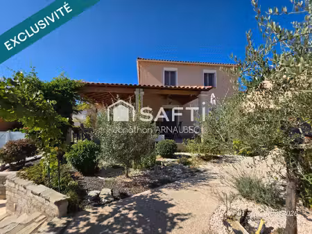 une maison où il fait bon vivre ! sans travaux  parfaitement entretenue et idéalement situ