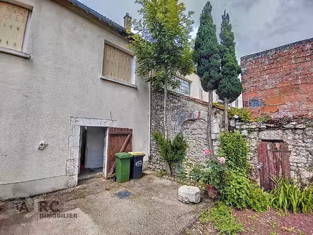 immeuble meung sur loire 7 pièce(s) 139.5m²