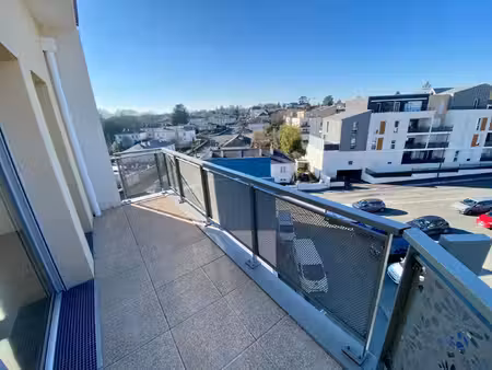 location appartement 3 pièces 66 m² à tours (37100)