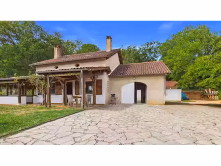 maison 7 pièce(s) 146 m2