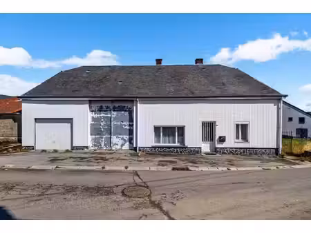 corps de ferme avec dépendances