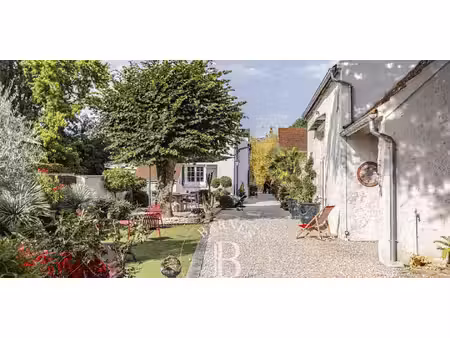 maison avec jardin et terrasse mareau-aux-prés (45)