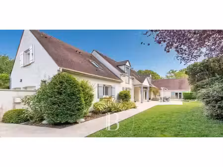 maison avec jardin et terrasse saint-germain-en-laye (78)