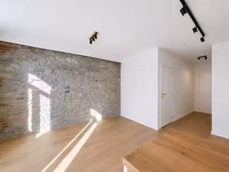 appartement 1 chambre dans le centre de ciney!