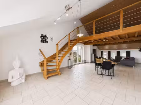 appartement 3 chambres avec terrasse et jardin