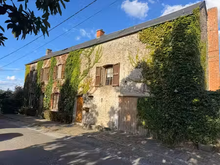authentique longère en pierres de 1912 - 320 m² - 35 ares