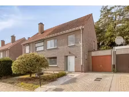 grande maison familiale avec jardin/terrasse et garage !