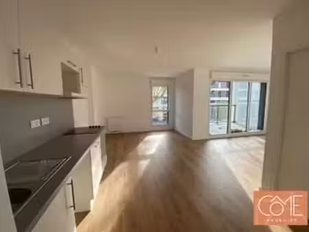 location appartement 3 pièces à saint-malo (35400) : à louer 3 pièces / 64m² saint-malo