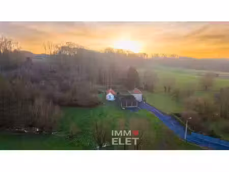 maison avec dependances | woning met bijgebouwen | 18.240...