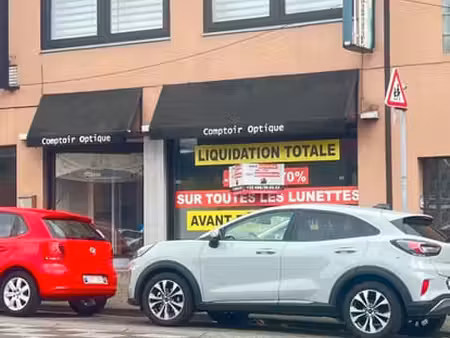local commercial à louer à la louvière