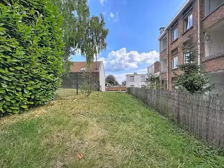 maison de +/- 224m2 avec jardin