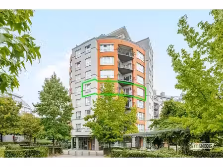 appartement lumineux avec 2 chambres et une terrasse à jett…
