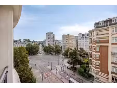 appartement rénové 2 chambres près du bois de la cambre