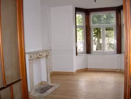 appartement 2 chbres duplex rez avec jardin + espace bureau