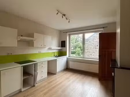 duplex 3 chambres avec extérieur commun