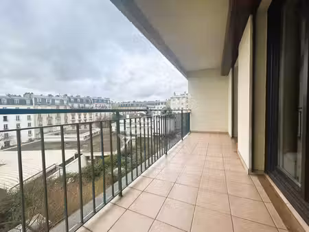 asnières gare 2 pièces avec balcon
