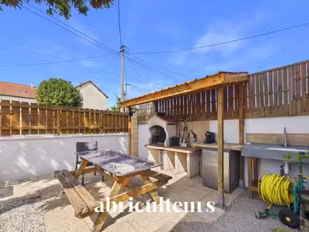 maison familiale avec jardin  terrasse et stationnements en vente à bezons 95870
