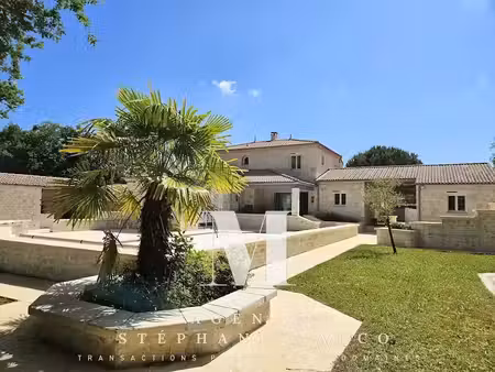 vente maison 7 pièces 172 m² à breuillet (17920)  756 000 €