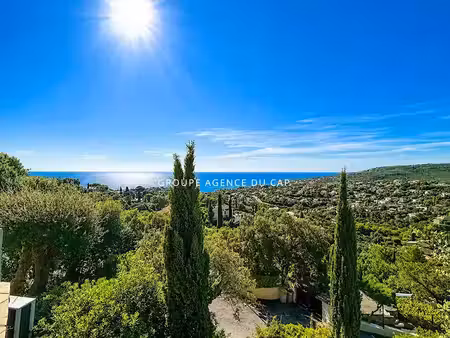 vente villa 5 pièces 150 m² à les issambres (83380)  980 000 €