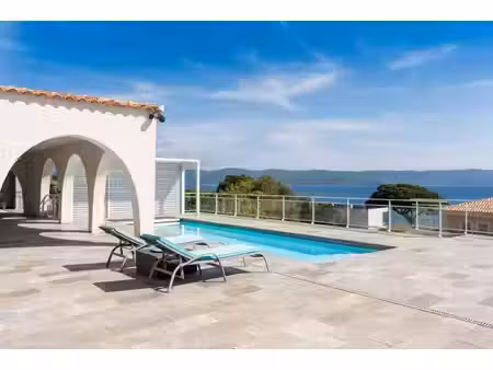 villa de charme de 300m2 route des sanguinaires vue mer avec piscine