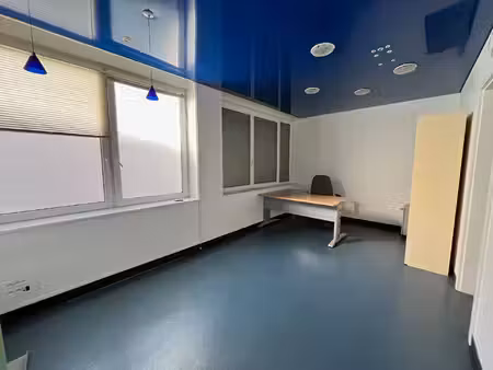 local commercial à louer