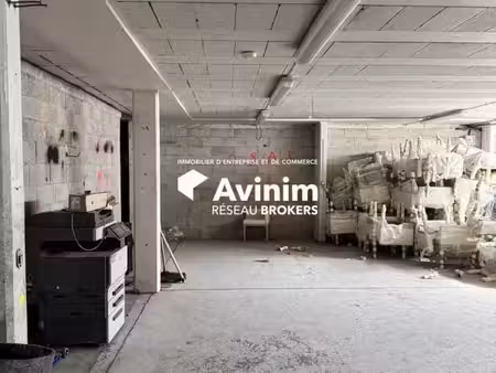 location entrepôt nanterre 92000 300m²