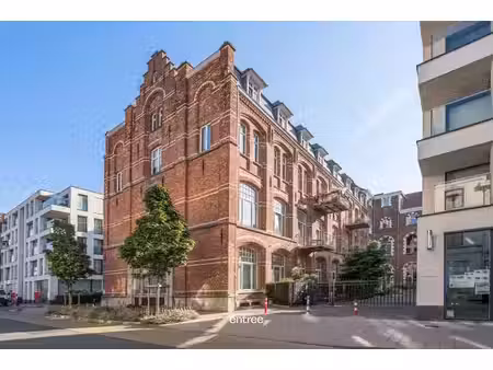 appartement élégant avec parking privé dans le colleghof his