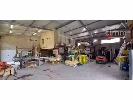 entrepôt à vendre