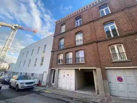 garage libre de suite