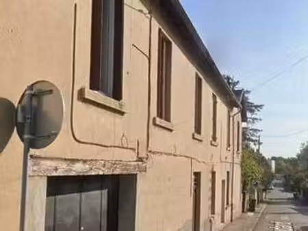 location appartement 2 pièces à décines-charpieu (69150) : à louer 2 pièces / 34m² décines