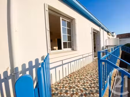 appartement t3 à louer - 3 pièces - 38 69 m2 - la tranche sur mer - 85 - pays-de-loire