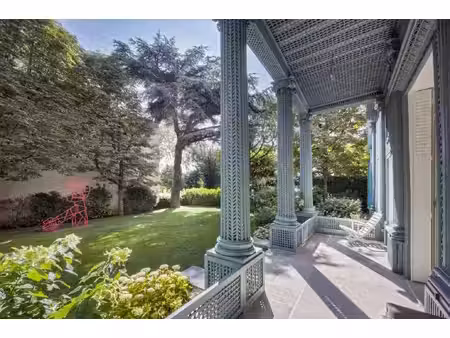 hôtel particulier à vendre dans le quartier auteuil nord